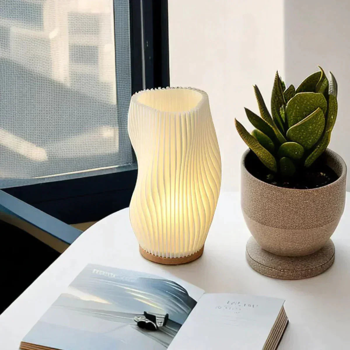 Niva Wave Lamp