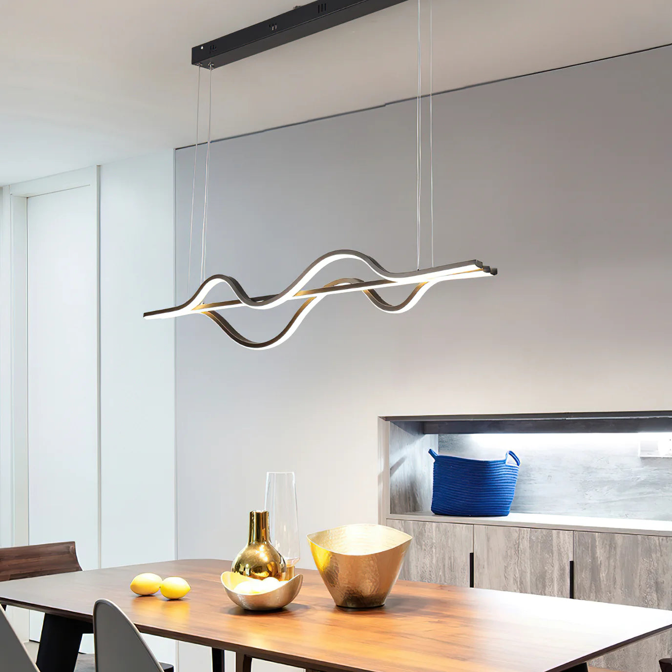 Maris Wave Pendant Light