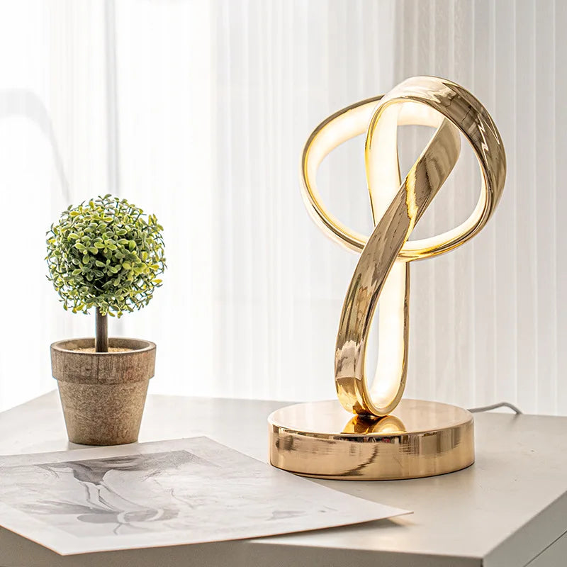 Halo Modern Lamp