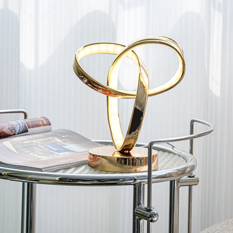 Halo Modern Lamp
