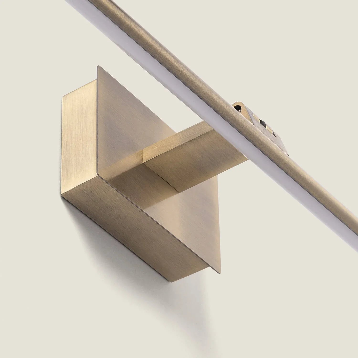 Isla Gold LED Wall Lamp