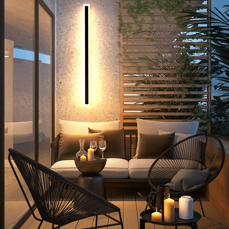 Solvane Wall Light