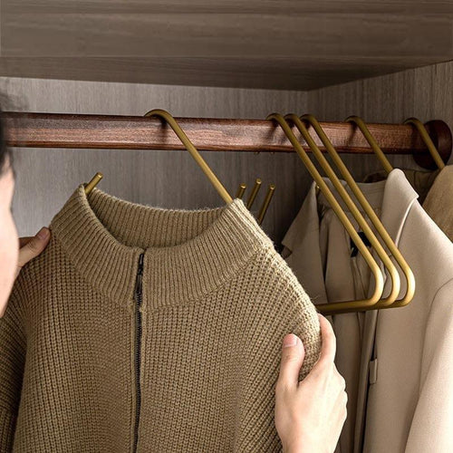 Arwen Triangle Hangers